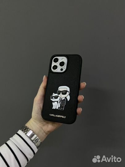 Чехол Karl Lagerfeld на iPhone