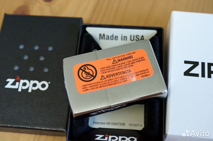 Зажигалка Zippo Classic Chrome (Новая, Оригинал)