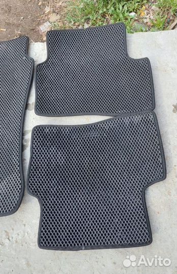 Автомобильные коврики eva
