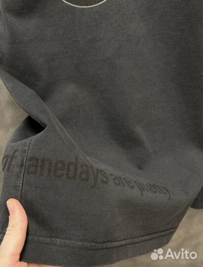 Футболка saint