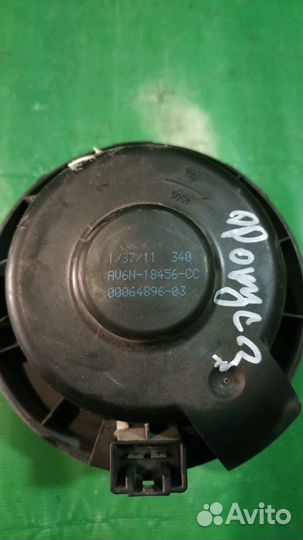 Мотор отопителя Ford Focus 3 2011-2015г AV6N18456C