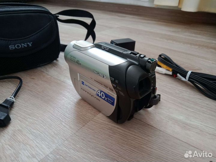 Камера Sony DCR-dvd106e