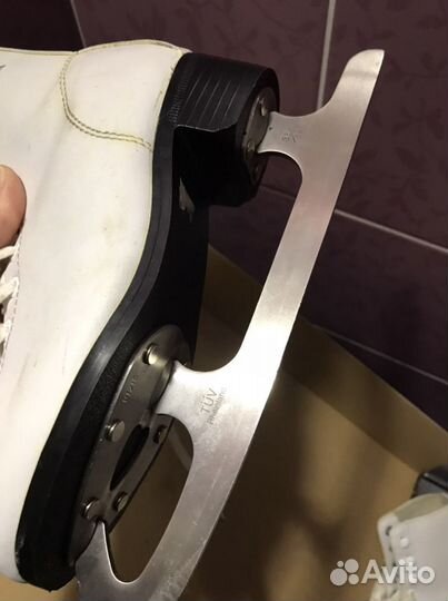 Коньки фигурные детские 34