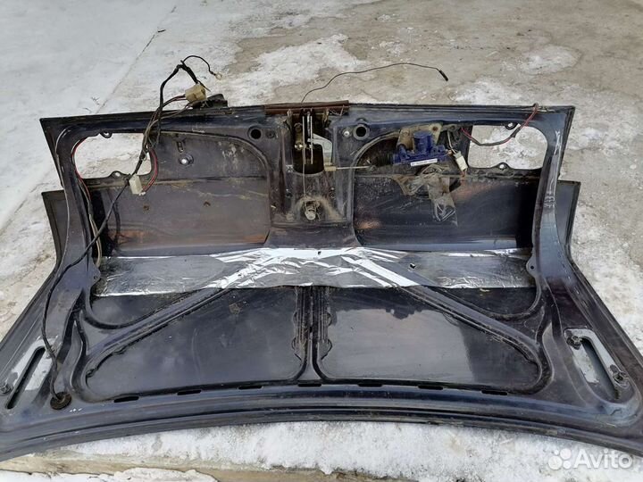 Продам крышку багажника Ваз 2110 в хорошем состоян