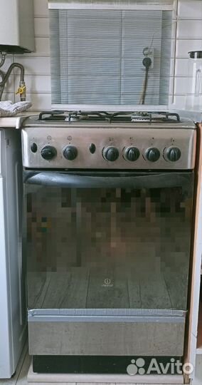 Газовая плита Indesit