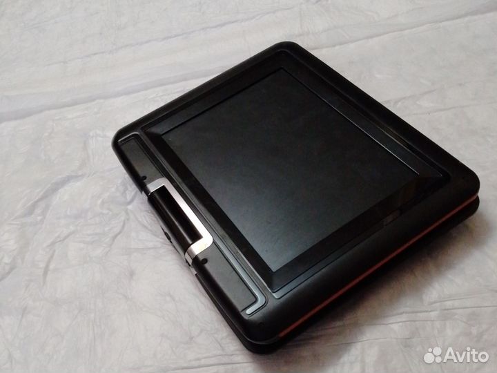 Портативный dvd плеер