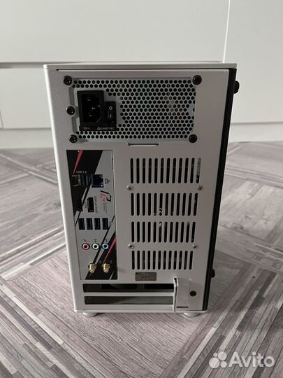 Компьютер mini itx