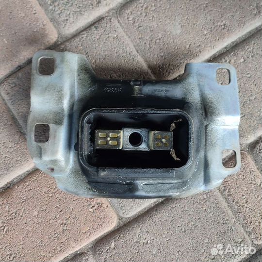 Комплект подушек двигателя ford Focus 3