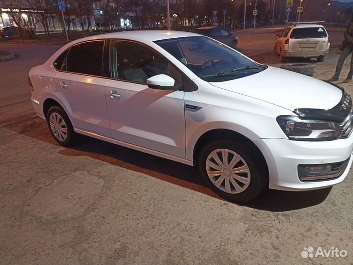 Volkswagen Polo 1.6 AT, 2016, 260 000 км