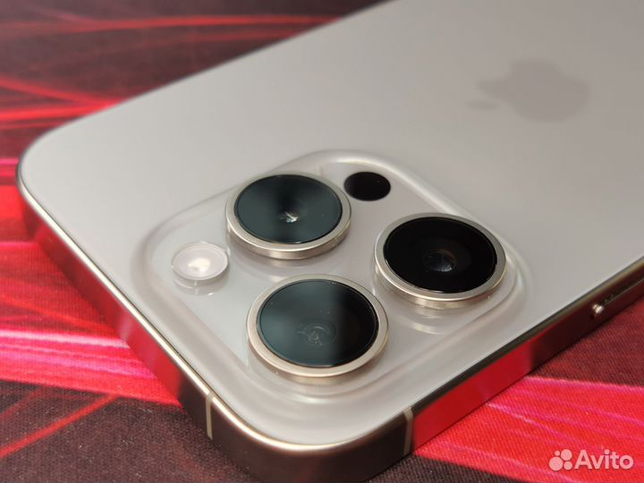 iPhone 15 Pro, 256 ГБ