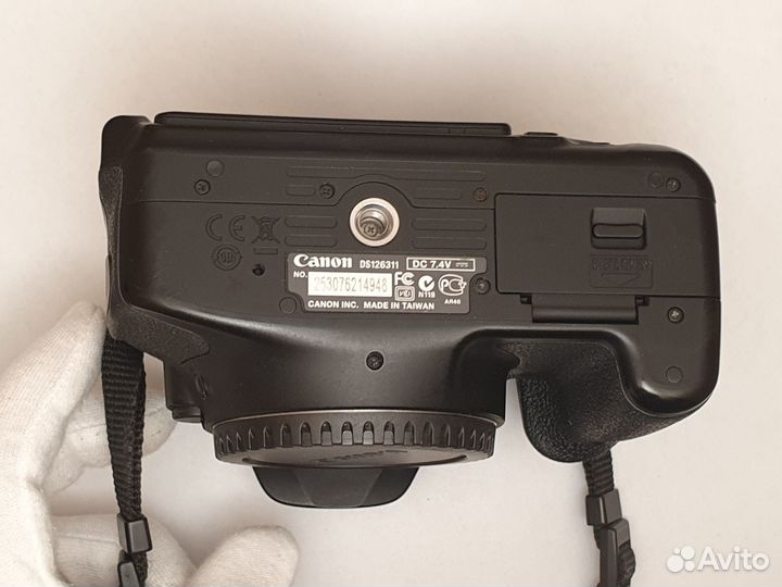 Canon 600d body с поворотным экраном пробег 27т.к