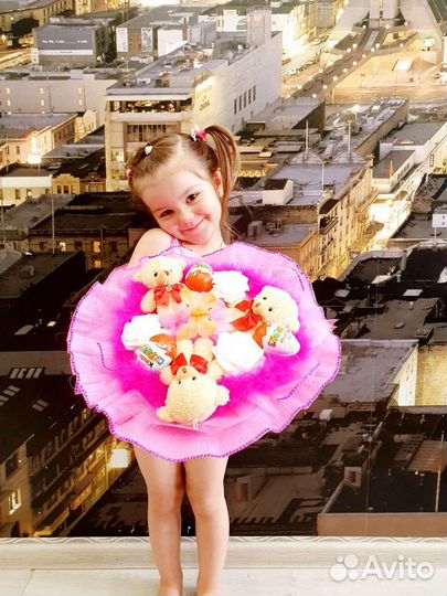 Букет из мягких игрушек + киндер яйца