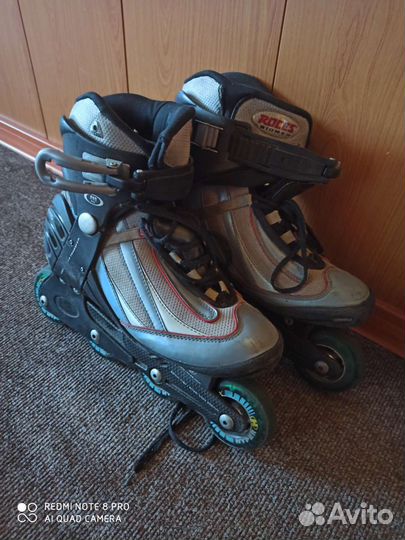 Роликовые коньки