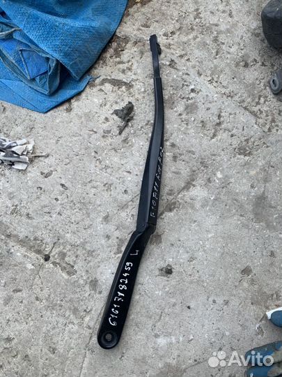 Левый поводок стеклоочистителя Бмв f10 f11 f01 f02