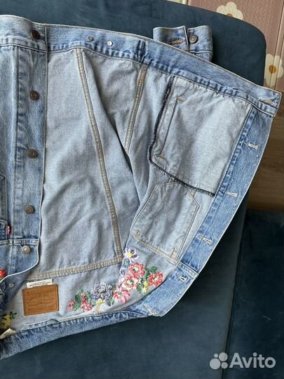 Джинсовая куртка женская levis m