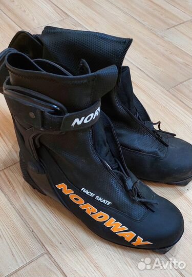 Ботинки для беговых лыж Nordway Race Combi