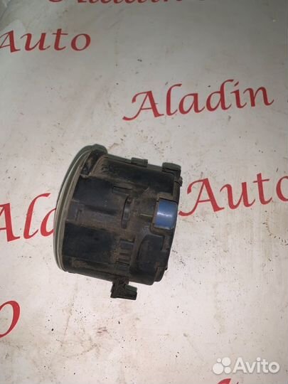 Фара противотуманная передняя Ford Focus 2