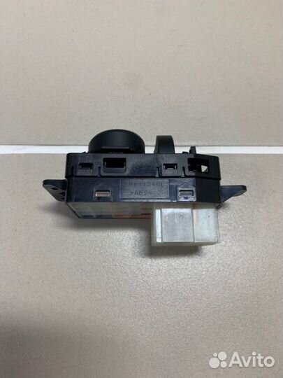 Блок управления зеркалами Hyundai Creta 1.6 G4FG