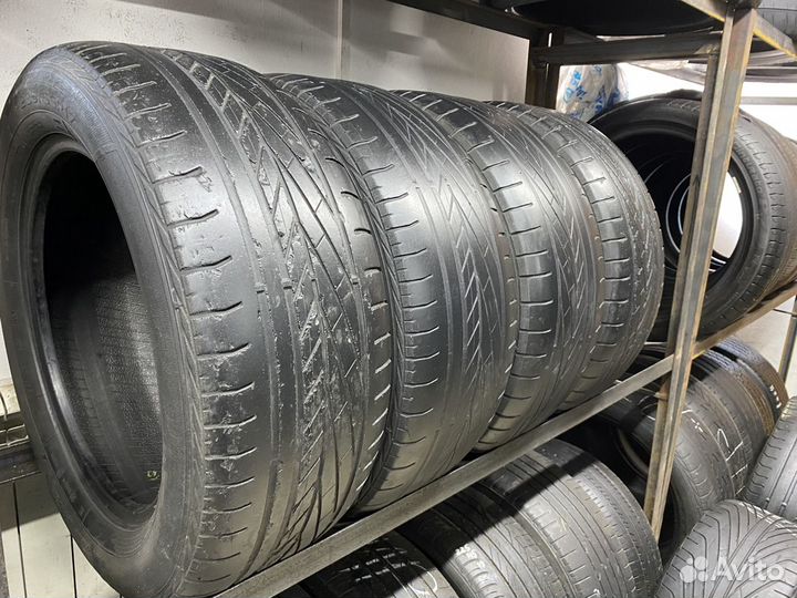 Goodyear Excellence 235/55 R17 99H