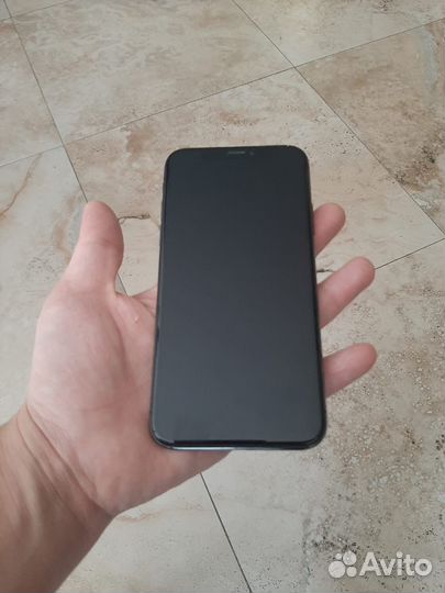iPhone X, 256 ГБ