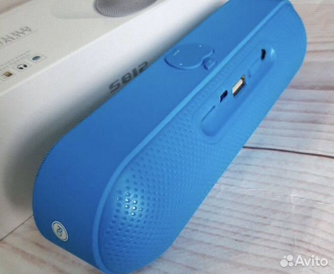 Беспроводная блютуз колонка