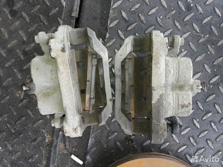 Суппорт тормозной Nissan Murano Z 51