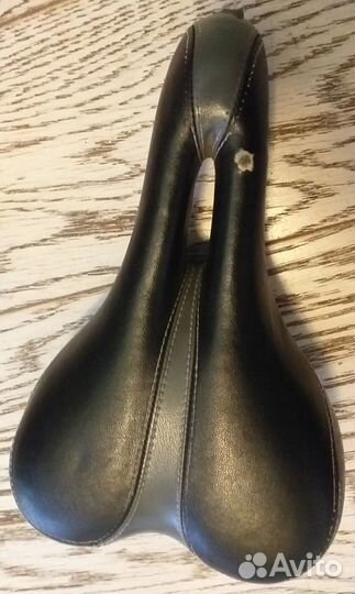 Седло спортивное