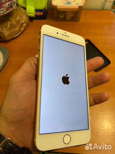 iPhone 8 Plus, 64 ГБ