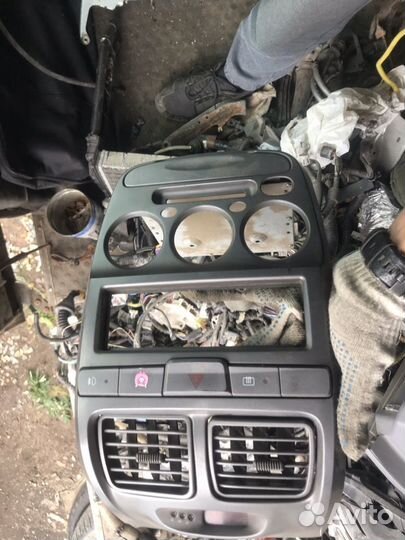 Центральная консоль Hyundai Accent