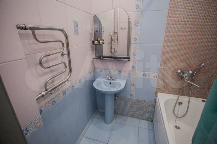 2-к. квартира, 60 м², 2/5 эт.
