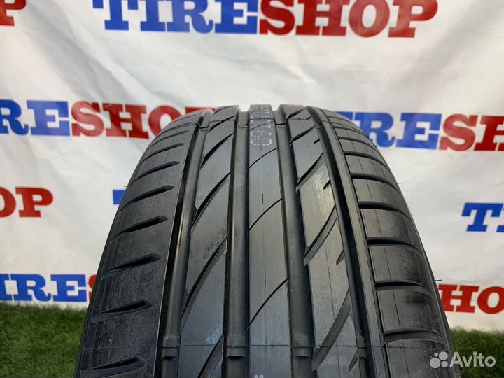 Maxxis Victra Sport VS5 235/50 R18 101W