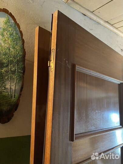 Дверь массив