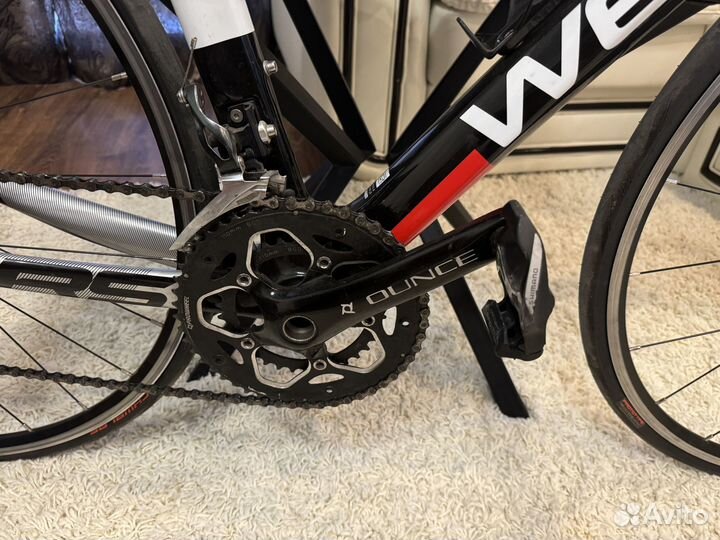 Шоссейный карбоновый велосипед welt R200
