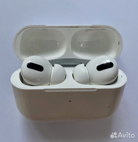 AirPods Pro наушники б/у