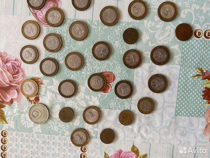 10рублевые разные монеты