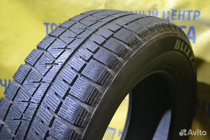Bridgestone Blizzak Revo GZ 225/60 R17