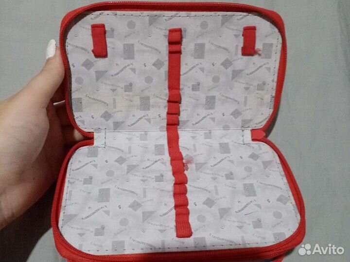 Пенал школьный