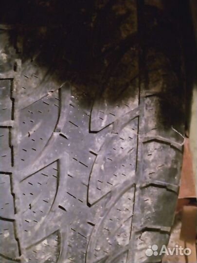 Bridgestone Dueler A/T 275/65 R17