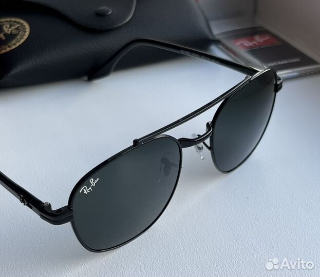 Очки Ray Ban 3688