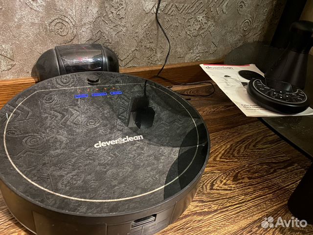 Робот-пылесос Clever & Clean
