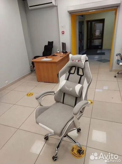 Компьютерное игровое кресло геймерское с массажем