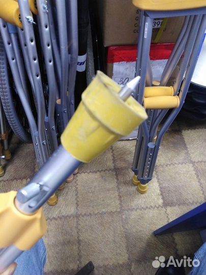 Костыли детские подмышечные (есть на прокат)