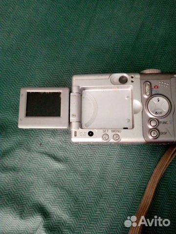 Компактный фотоаппарат canon и видео камера