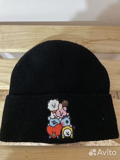 Шапка BT21 от BTS