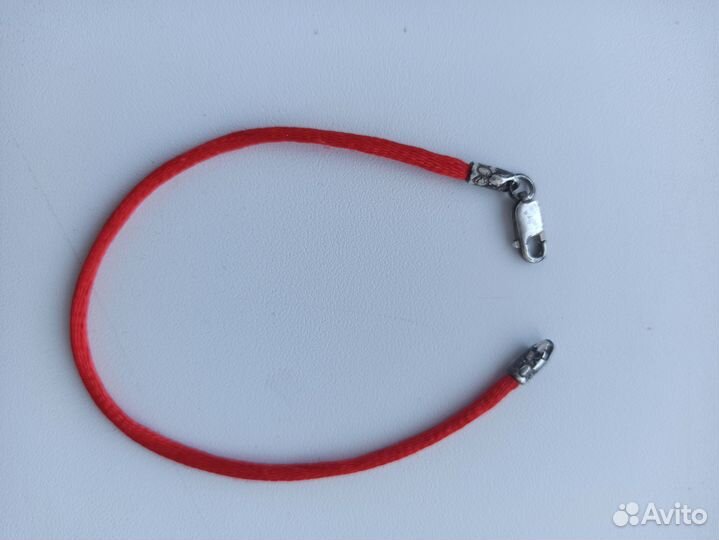 Браслет красная нить с серебром