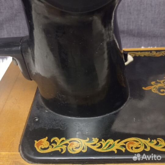 Машинка швейная 