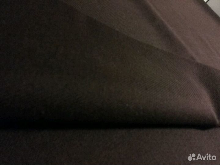 Ткань костюмная п/ш коричневая, новая