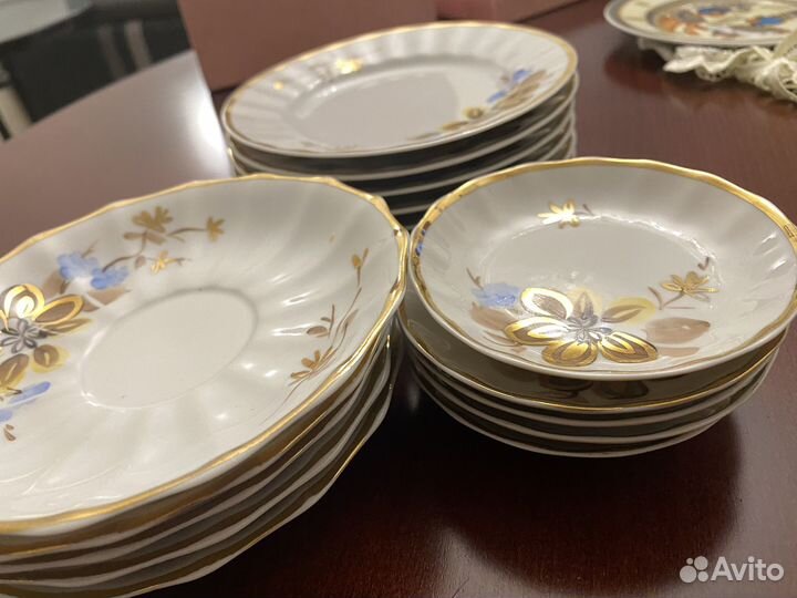Дфз Вербилки. Сервиз. 3 вида тарелок и молочник