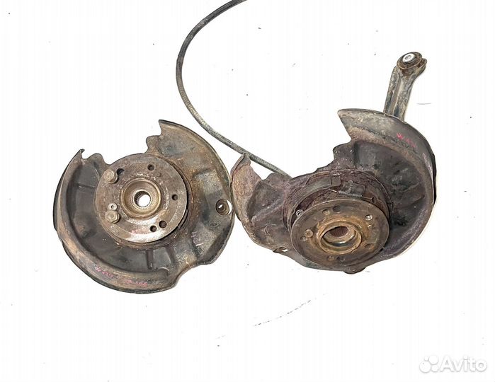 Кулак поворотный задний Mercedes W124