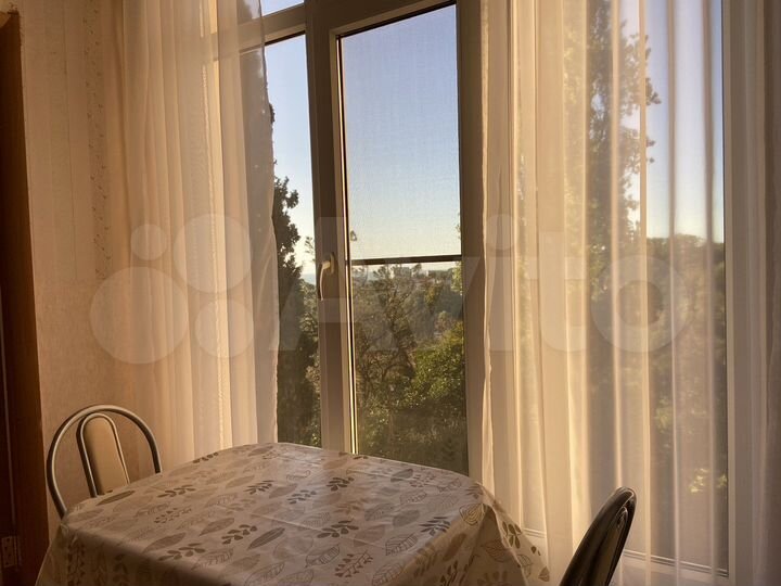 2-к. квартира, 74 м², 3/9 эт.